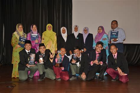 Srikanth siva iaitu alumni smk dato' ahmad maher tahun 92 yg kini bermastautin di us. T E G A N U K I TA: SMK Dato' Razali dan SBPI muncul juara ...
