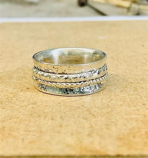 Silver Spinner Ring For Women Hammered Ring Wide Wedding Etsy Uk