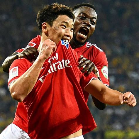 Born 26 january 1996) is a south korean professional footballer who plays as a forward for premier league club wolverhampton wanderers, on loan from bundesliga club rb leipzig, and the south korea national team. 황희찬, 독일 함부르크 임대 후 두 경기 만에 데뷔골…"내가 ...