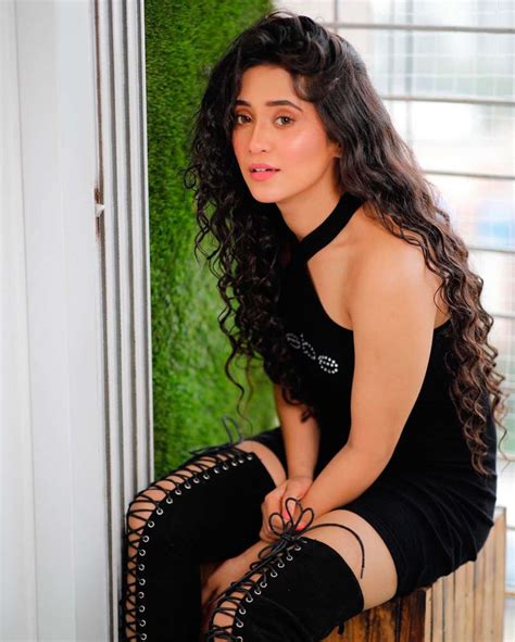 These Glamorous Pictures Of Shivangi Joshi You Simply Cant Miss
