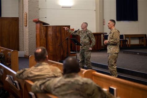 Us Army Chief Of Chaplains Visits Usarpac Article The United States