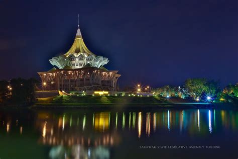 The yeni sarawak eyalet yasama meclisi binası (malay : Sarawak State Legislative Assembly Building | Thanks for ...