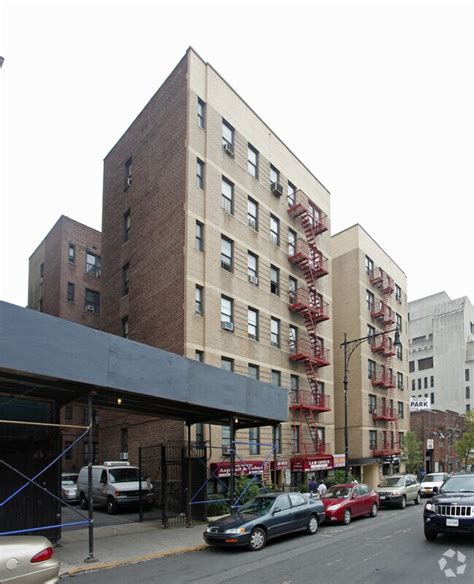 181 East 161st Street Yankee Stadium Apartments Bronx Ny