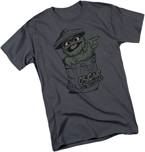 Amazon Com Sesame Street Oscar The Grouch Illustration Adult T Shirt Clothing