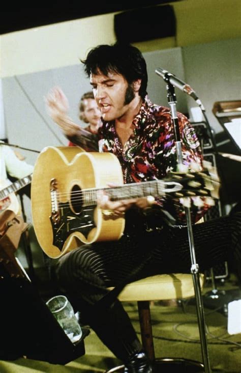 Aug 15, 2017 · elvis presley was at his graceland mansion in memphis, tennessee, resting between concert appearances. Review - Elvis: That's The Way It Is Special Edition (1970 ...