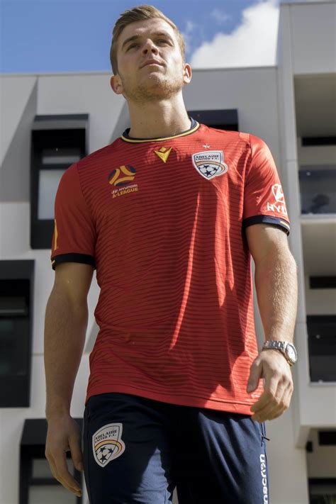 Everything from skins and kits, to gigantic face, logo and background megapacks and unbeatable. In pics: Adelaide United reveal new kit - FTBL | The home ...