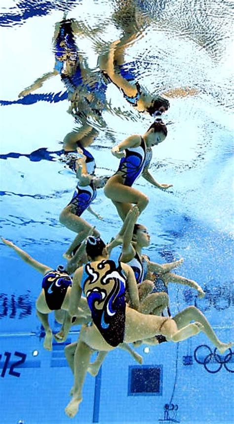 Pin By Mina Jafari On Beautiful Photos Of Synchronized Swimming