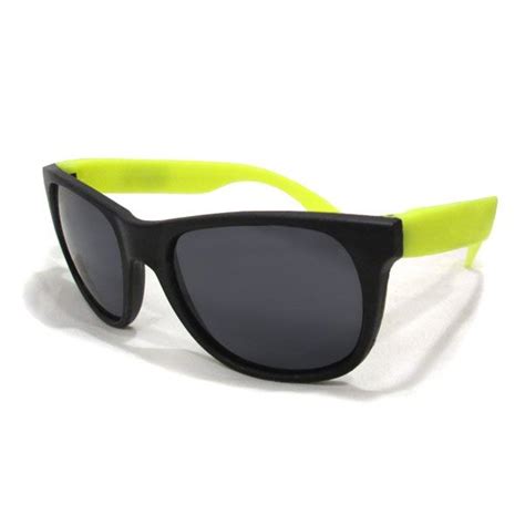 Unfortunately for arcades but fortunately for us, 80's style sunglasses live long and prosper, and we've got enough vintage 80s sunglasses to give elton john a seizure. Jetline 80s Style Sunglasses