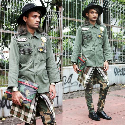 Militaire stijl outfits of algemeen geroepen soldaten kijken terug in een trend zowel onder mannen als vrouwen. Mr. Rebel in Town: US ARMY: Indonesia Fashion Week 2015 ...