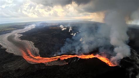 Even After Erupting For Three Months Straight Kilauea Still Contains A