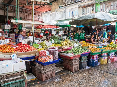 Microfinance and poverty traps 2 1. Islamic microfinance critical for economic recovery: A ...