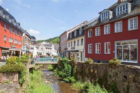 Factory outlets in bad munstereifel. Camel Active Store Bad Münstereifel | Bültel Outlet Stores ...
