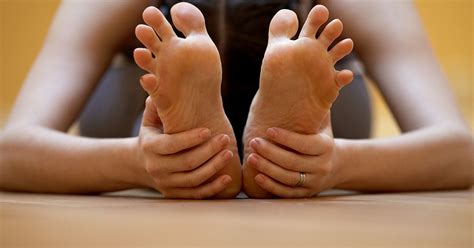 how to stretch top of foot seven examples of stretches