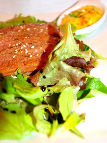 Simple ingredients, great flavors to please everybody, and an unforgettable taste. Côte de bœuf, ail et fleur de sel & sa sauce Tartare - Les Délices De Marina