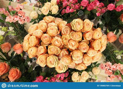Stunningly Beautiful Peach Roses In A Huge Bouquet Stock Image Image