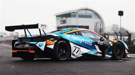 Ot British Gt Team Enduro Racing Running An Onlyfans Livery This