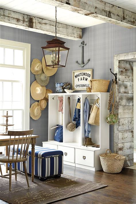 See more ideas about decor, accent decor, home. Decorating with Nautical Accents | Beach cottage decor ...