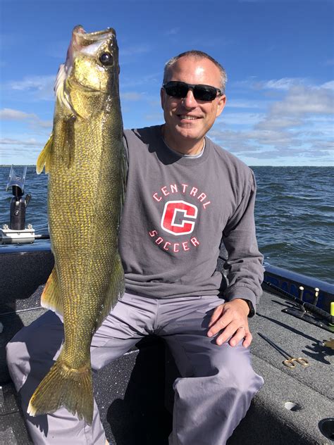 Green Bay Walleye Fishing Late Eyes Sport Fishing And Guide Service