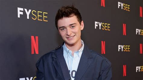 Stranger Things Star Noah Schnapp Comes Out As Gay Thewrap