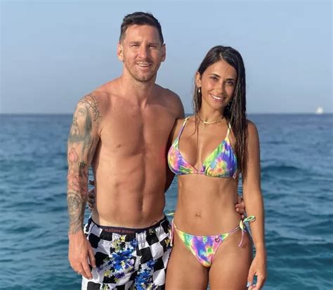Lionel Messi S Love Story With Wife And The Tragedy That Brought Them Together Big Sports News