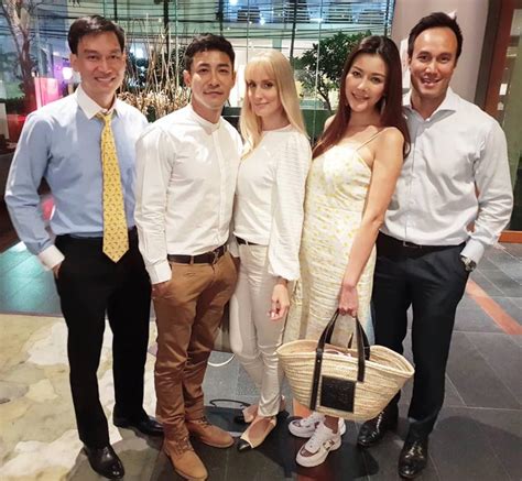 ยินดีกับคู่สามีภรรยาคู่ใหม่ สำหรับ บอย พิษณุ ที่ได้เข้าพิธีแต่งานกับเจ้าสาวชาวสวีเดน อาแมนด้า ไปเมื่อวันที่ 1 มิ.ย.62 ที่ผ่านมา ซึ่งจัดขึ้นที่. บอย พิษณุ ควงแฟนฝรั่งสวีตที่สวีเดน คาดพบพ่อแม่แฟน ฝากตัว ...