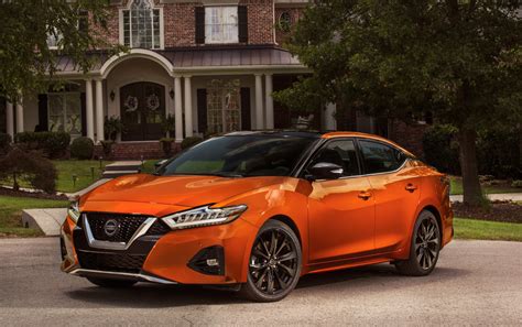 2020 Nissan Maxima Gets More Expensive Starts At 34250 Autoevolution