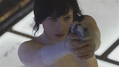 Scarlett Johansson Ghost In The Shell Why Scarlett Johansson S Ghost