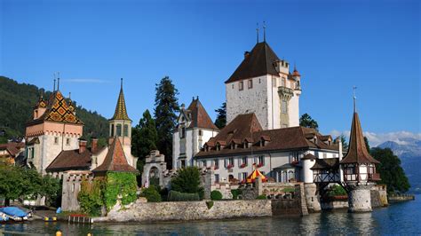 Oberhofen Castle Bern Switzerland 3909x 2199 169 Castle Lake