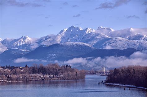 Fraser River In Winter Bc Canada Stock Photo Download Image Now Istock