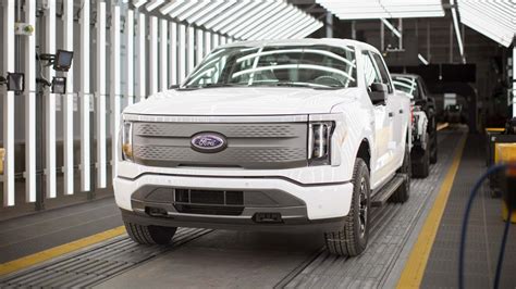 Ford Reduces F 150 Lightning Production For Optimal Balance
