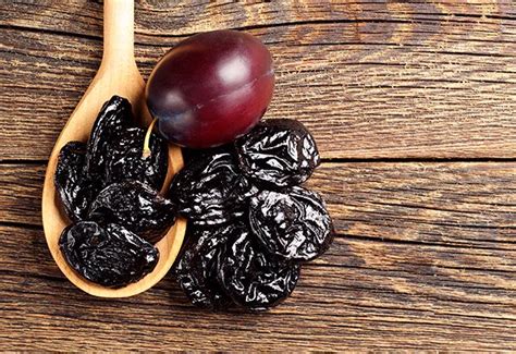Do You Know The Difference Between A Prune And A Plum Dried Plums