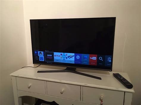 Samsung Smart Tv 32 Inch J5600 Flat Full Hd Smart Led Tv In Chapel