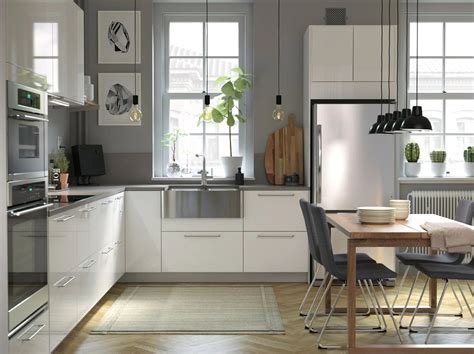Muebles de cocina, hechos en melamina y mdf, diseños de muebles, acabados en pintura, acrilico. Catalogo cucine IKEA 2020