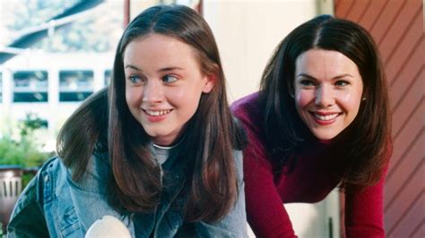 How Well Do You Know These Stars Hollow Sweethearts Take Our Gilmore Girls Ultimate Trivia