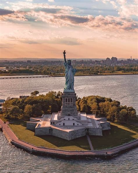 New York One Dream Statue Of Liberty National Monument New York City