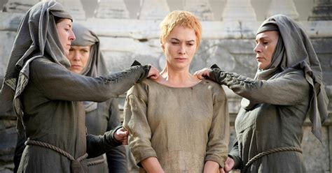 Scènes De La Vie Conjugale épisode 5 - Game of Thrones : Septa Unella a fait souffrir Cersei Lannister dans la