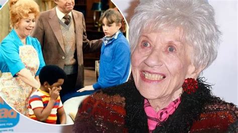 Charlotte Rae Dead At 92 Diffrent Strokes And The Facts Of Life Actress Passes Away After Six