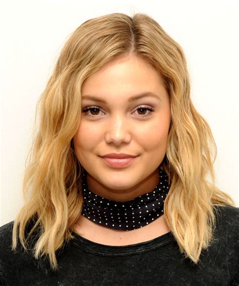 Olivia Holt Celebrity Haircut Hairstyles Celebrity In Styles