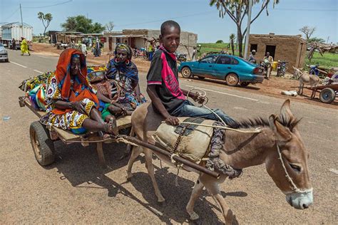 Transport I Burkina Faso Hele Verden I Skole