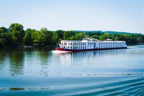 Reasons Why You Should Take A River Cruise
