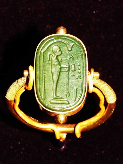 Archaeologists Found A Mysterious Alien Ring In The Ancient Tomb Of