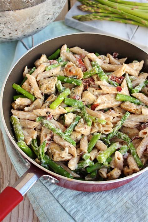Take 1 flattened chicken breast, season with salt and pepper. Creamy Chicken and Asparagus with Whole Grain Pasta and Bacon