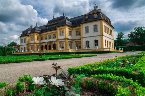 Maybe you would like to learn more about one of these? >> Schloss Veitshöchheim / Garten Foto & Bild ...