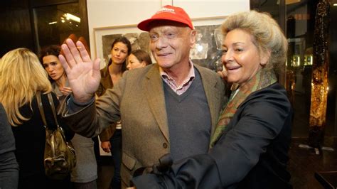 Niki Lauda Fand In Seiner Zweiten Ehefrau Seine Große Liebe Promiflashde
