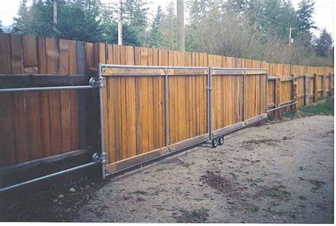 Diy Sliding Wood Fence Gate Woodworking Projects And Plans Wood Fence