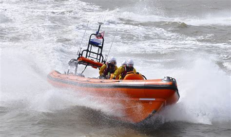 Rnli New Brighton Lifeboat Takes Part In Multi Agency River Exercise For Schools Rnli