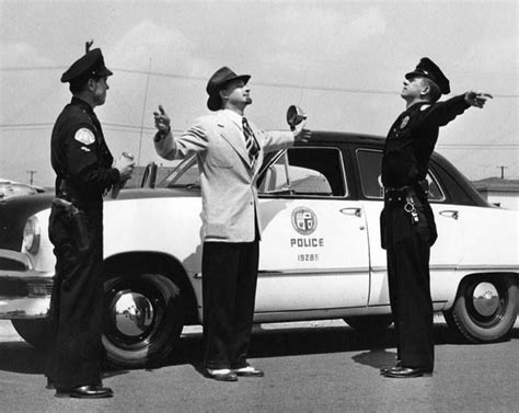 Lapd 1950s I Love What This Guy Is Wearing Police Cars Police Lapd