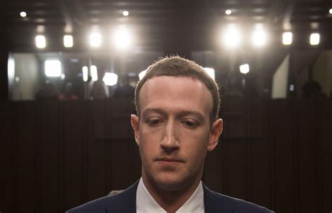 Zuckerberg Reveals Facebook Working With Mueller Investigation As