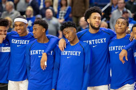 Kentucky Drops In Final Ap Top 25 Of Regular Season
