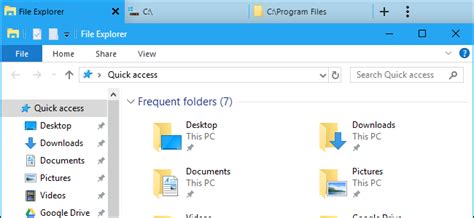 Screenshot also reveals the file explorer that so far looks similar to what we already saw in dev channel build so far. Como obter guias do File Explorer agora no Windows 10 - Mais Geek